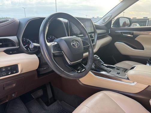 2021 Toyota Highlander Limited