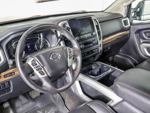 2020 Nissan Titan SL