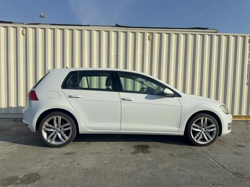 Pure White 2015 Volkswagen Golf Auto TSI SEL
