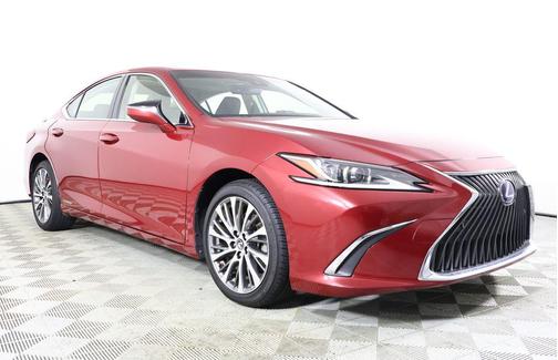 2019 Lexus ES 300h Base