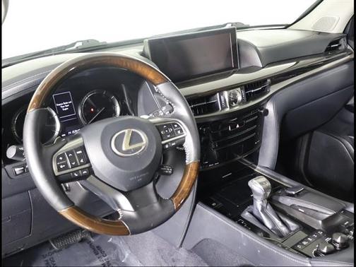 Eminent White Pearl 2018 Lexus LX 570 Base