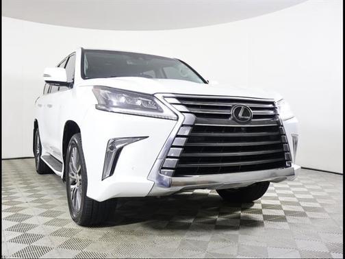 Eminent White Pearl 2018 Lexus LX 570 Base