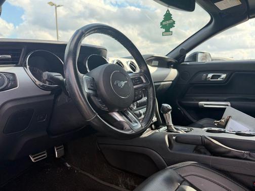 2017 Ford Mustang GT Premium