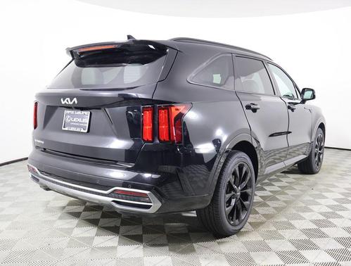2023 Kia Sorento SX