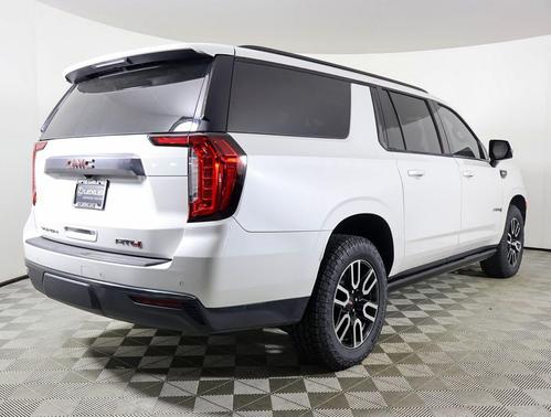 2021 GMC Yukon XL 4WD AT4