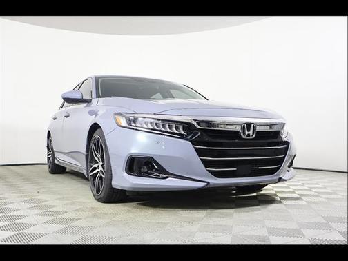 Sonic Gray Pearl 2022 Honda Accord Touring 2.0T