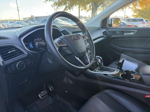 2017 Ford Edge Sport