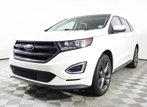 2017 Ford Edge Sport