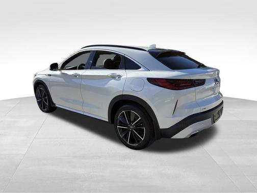 2023 INFINITI QX55 LUXE