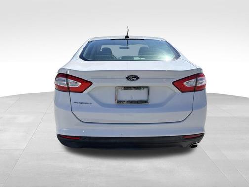 2014 Ford Fusion S