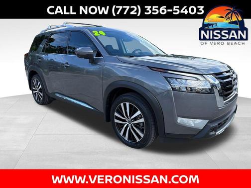 Gun Metallic 2024 Nissan Pathfinder Platinum