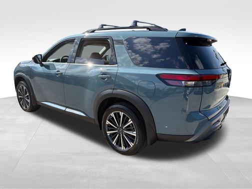 Baltic Teal 2026 Nissan Pathfinder Platinum