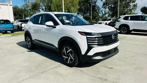 2025 Nissan Kicks SV