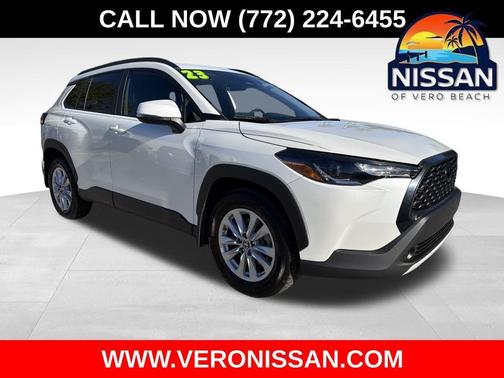 2023 Toyota Corolla Cross LE