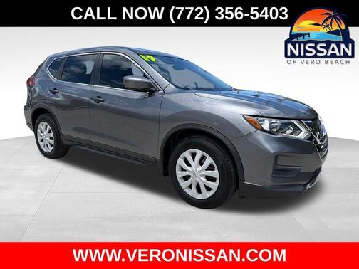 Gun Metallic 2019 Nissan Rogue S