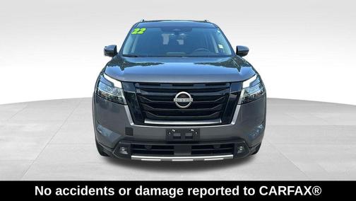 2022 Nissan Pathfinder SL