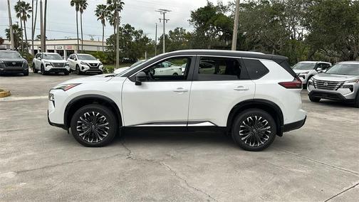 2025 Nissan Rogue Platinum