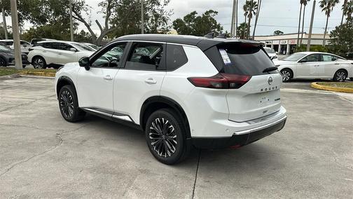 2025 Nissan Rogue Platinum