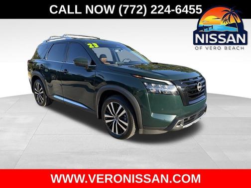 2023 Nissan Pathfinder Platinum