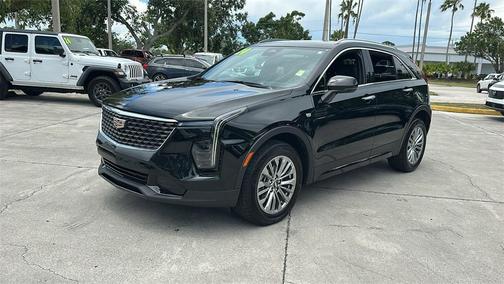 2024 Cadillac XT4 Premium Luxury