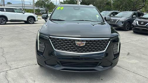 2024 Cadillac XT4 Premium Luxury