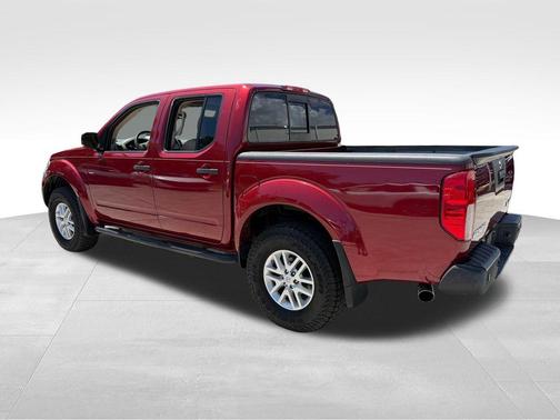 Red 2019 Nissan Frontier SV