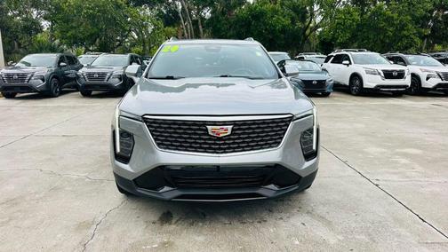 2024 Cadillac XT4 Premium Luxury