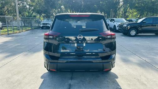 2025 Nissan Rogue SV