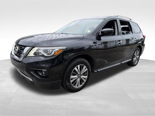 2019 Nissan Pathfinder SL