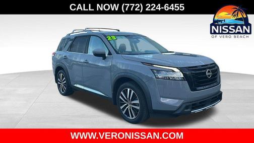 2023 Nissan Pathfinder Platinum