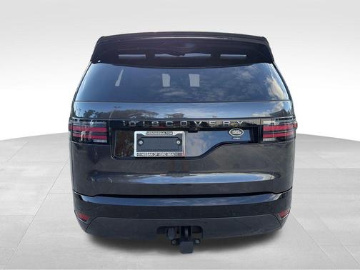 Carpathian Grey 2023 Land Rover Discovery P360 HSE R-Dynamic