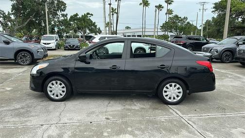 2017 Nissan Versa 1.6 S+