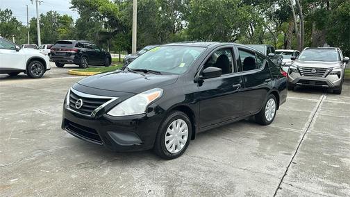2017 Nissan Versa 1.6 S+