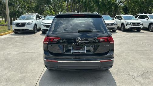 2024 Volkswagen Tiguan 2.0T SE