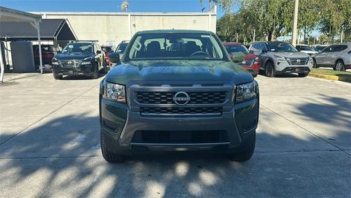 2025 Nissan Frontier SV
