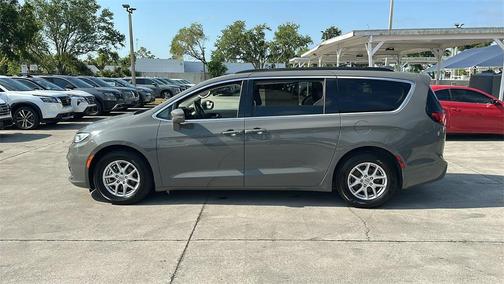 2022 Chrysler Pacifica Touring-L