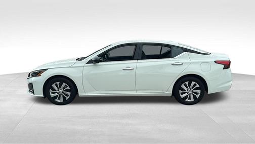 2025 Nissan Altima S