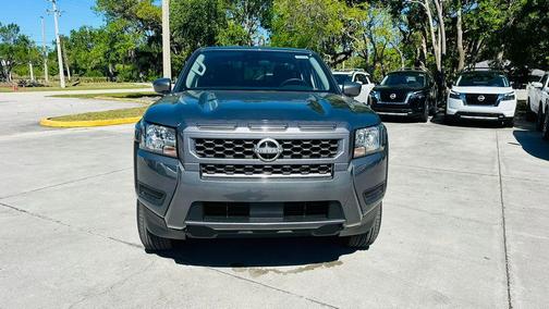 2025 Nissan Frontier SV