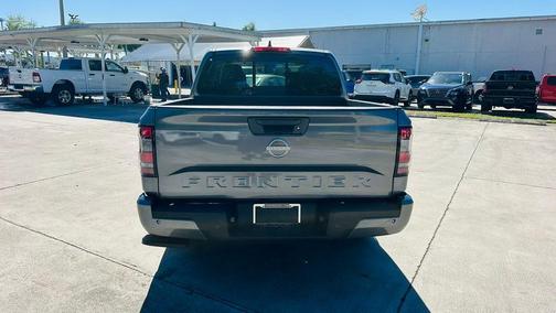 2025 Nissan Frontier SV