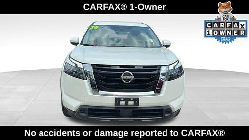 2024 Nissan Pathfinder SV