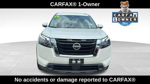 2024 Nissan Pathfinder SV