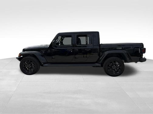 2024 Jeep Gladiator Nighthawk