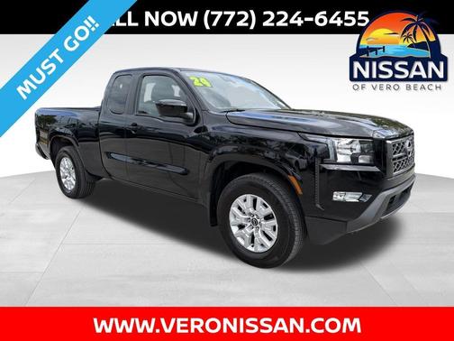 Super Black 2024 Nissan Frontier SV