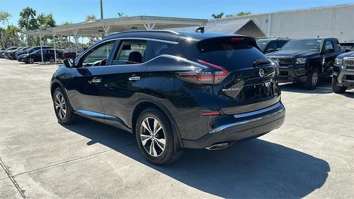 2022 Nissan Murano SV