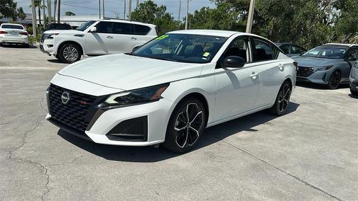2023 Nissan Altima 2.5 SR
