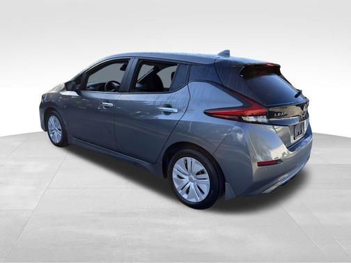 2023 Nissan Leaf S