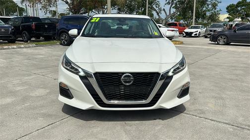 2021 Nissan Altima 2.5 SV