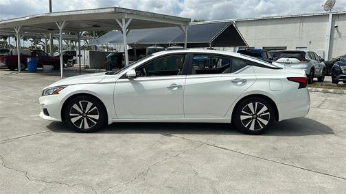 2021 Nissan Altima 2.5 SV