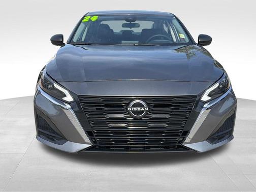 Gun Metallic 2024 Nissan Altima 2.5 SV