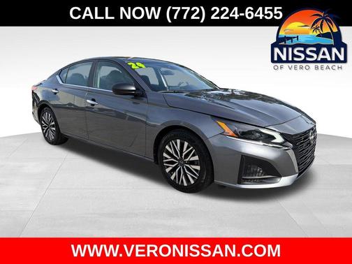 Gun Metallic 2024 Nissan Altima 2.5 SV